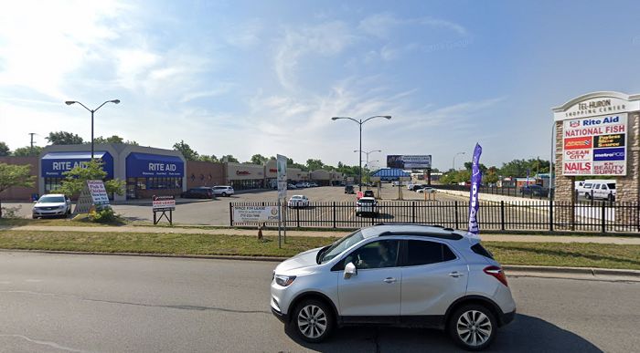 Tel-Huron Plaza - 2018 Street View (newer photo)